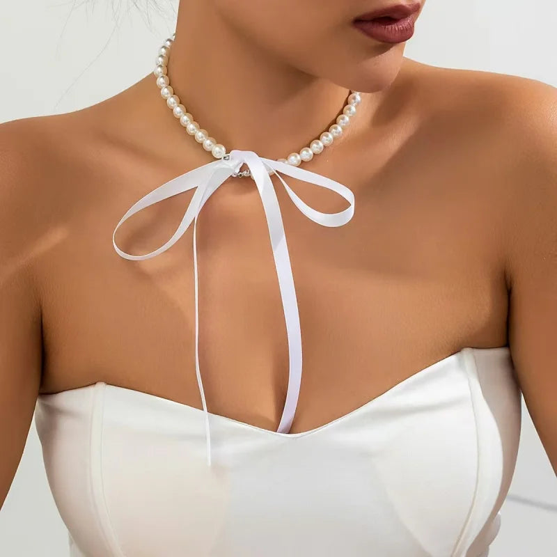 Choker z perłami