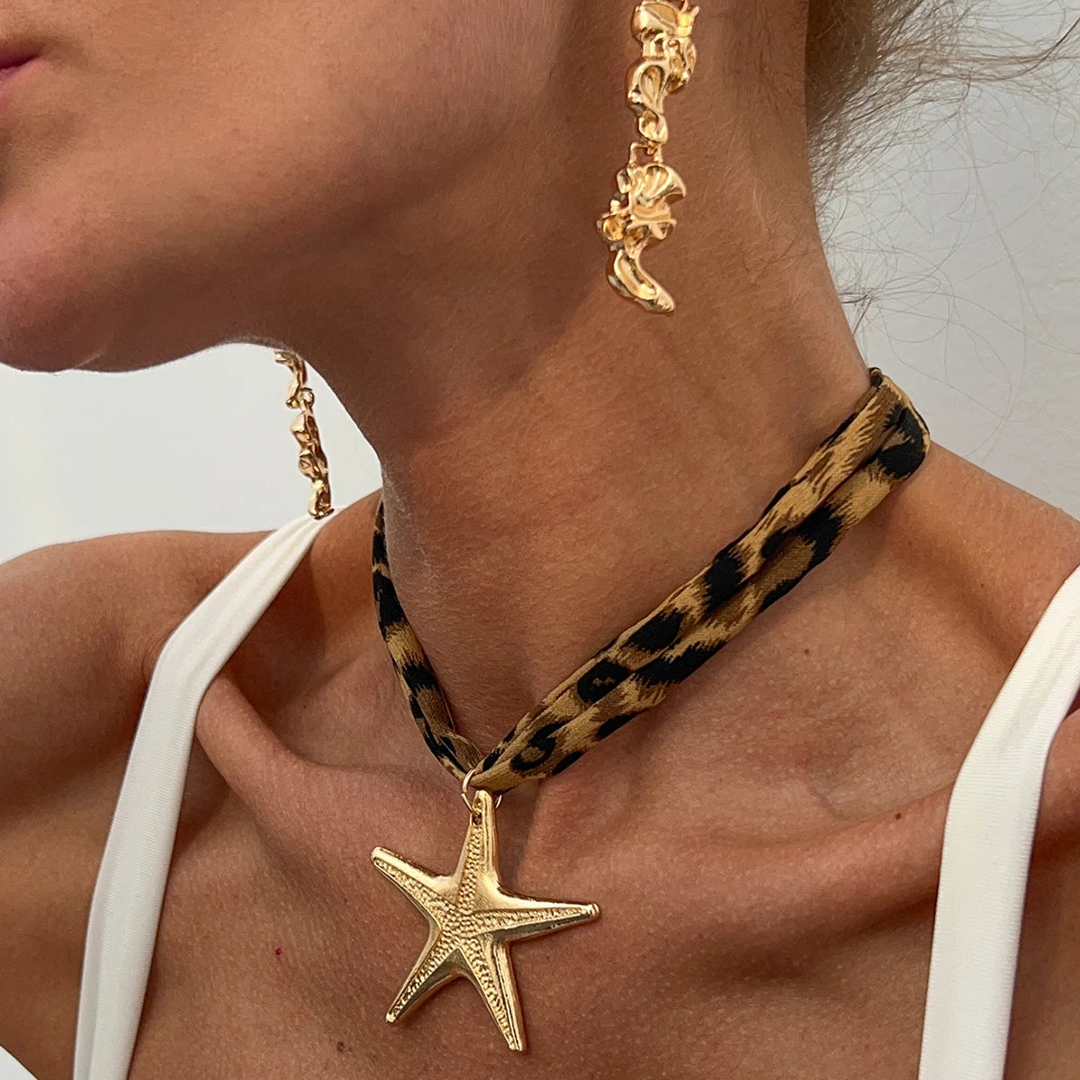 Choker z rozgwiazdą