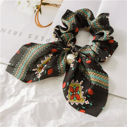 Gumka do włosów scrunchie z kokardą i perłą