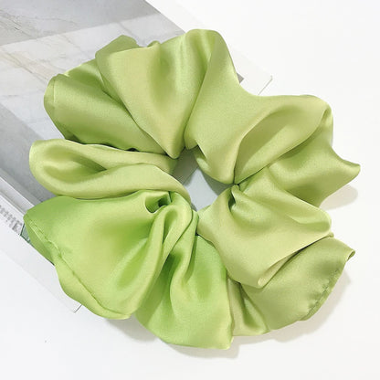 Satynowa duża gumka do włosów scrunchie