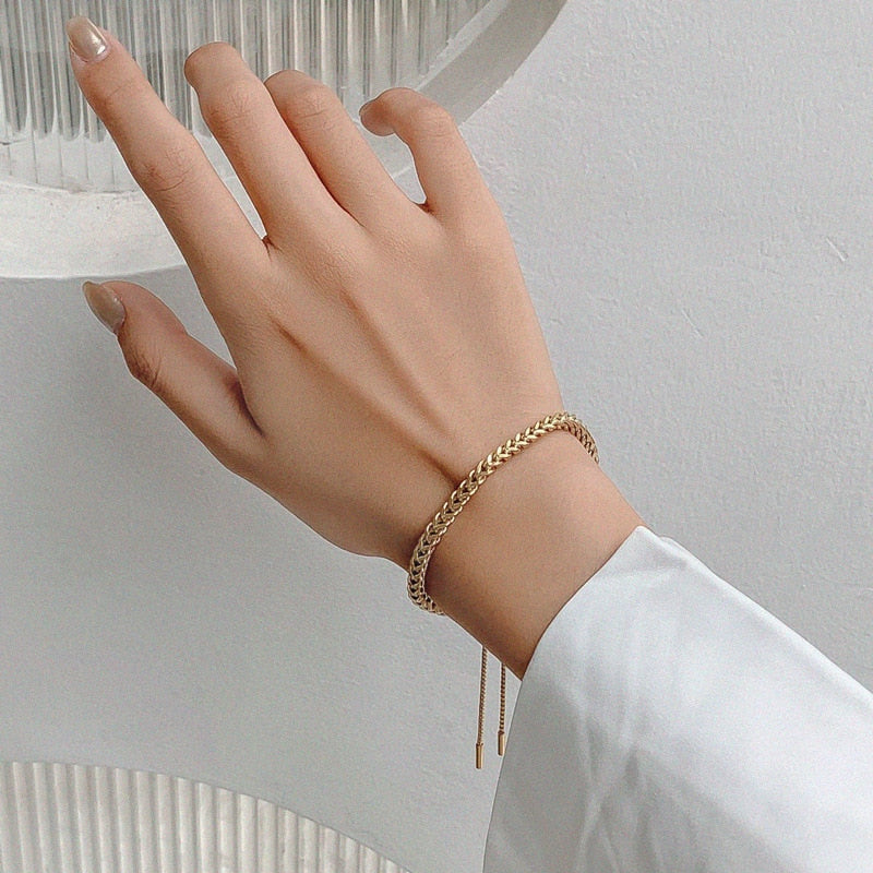 Minimalistyczna bransoletka
